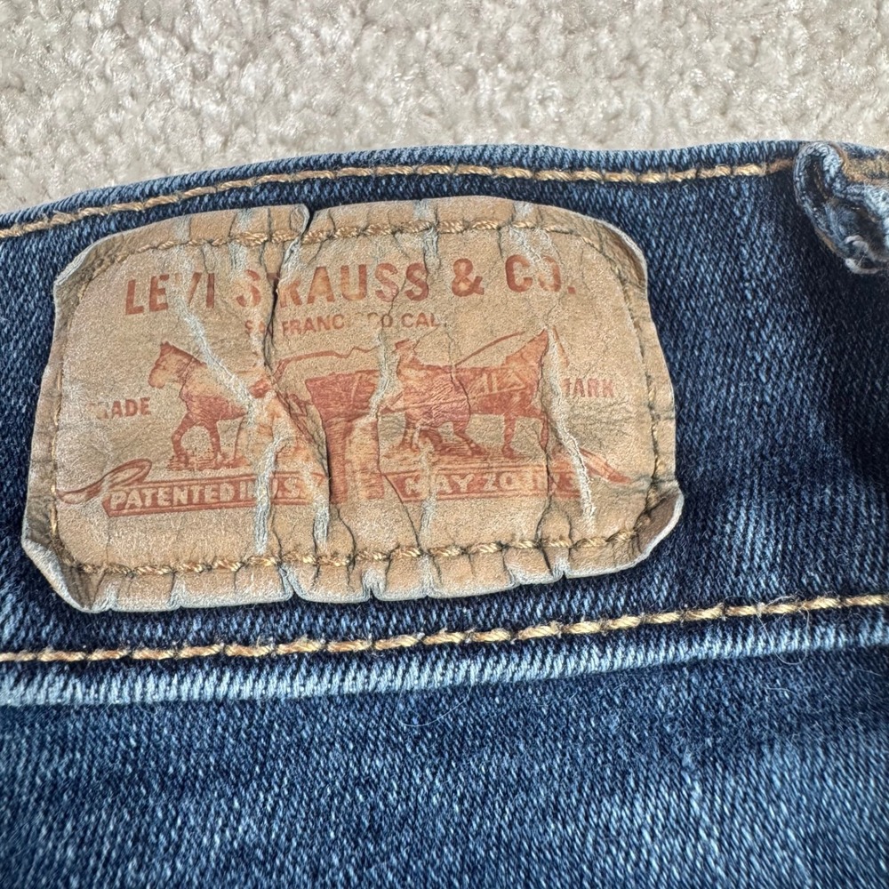 Levis 512 Perfectly Slimming Bootcut Jeans Womens 10S Dark Wash Embellished Blue - Picture 9 of 9